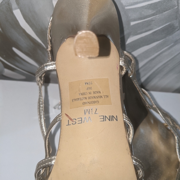 Silver strappy heels - Picture 6 of 7